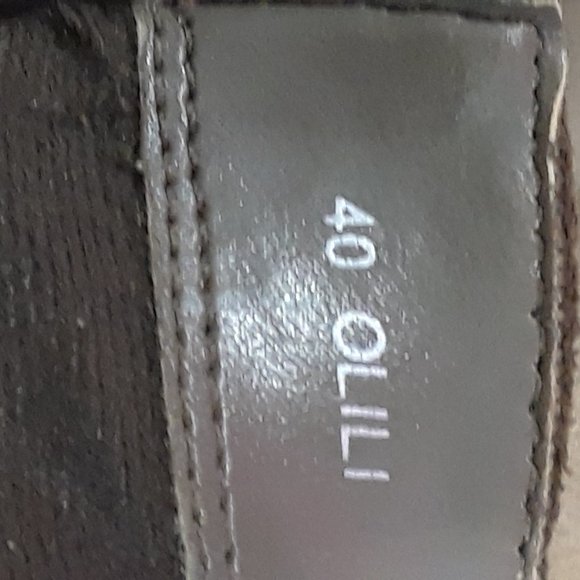 Sage green ankle boots. Size 40 preowned - Picture 5 of 5